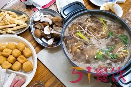 三叔牛杂火锅店加盟费多少-风靡牛杂火锅-51餐饮网