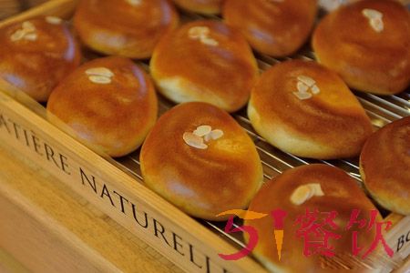 镰仓面包加盟店是日本面包品牌吗